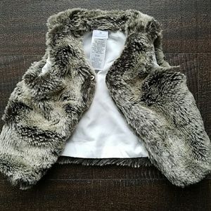 3m Carter's Fur Vest